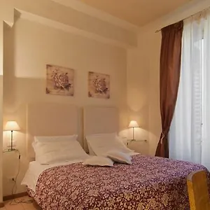 Bed & Bed Peterson 2* Firenze